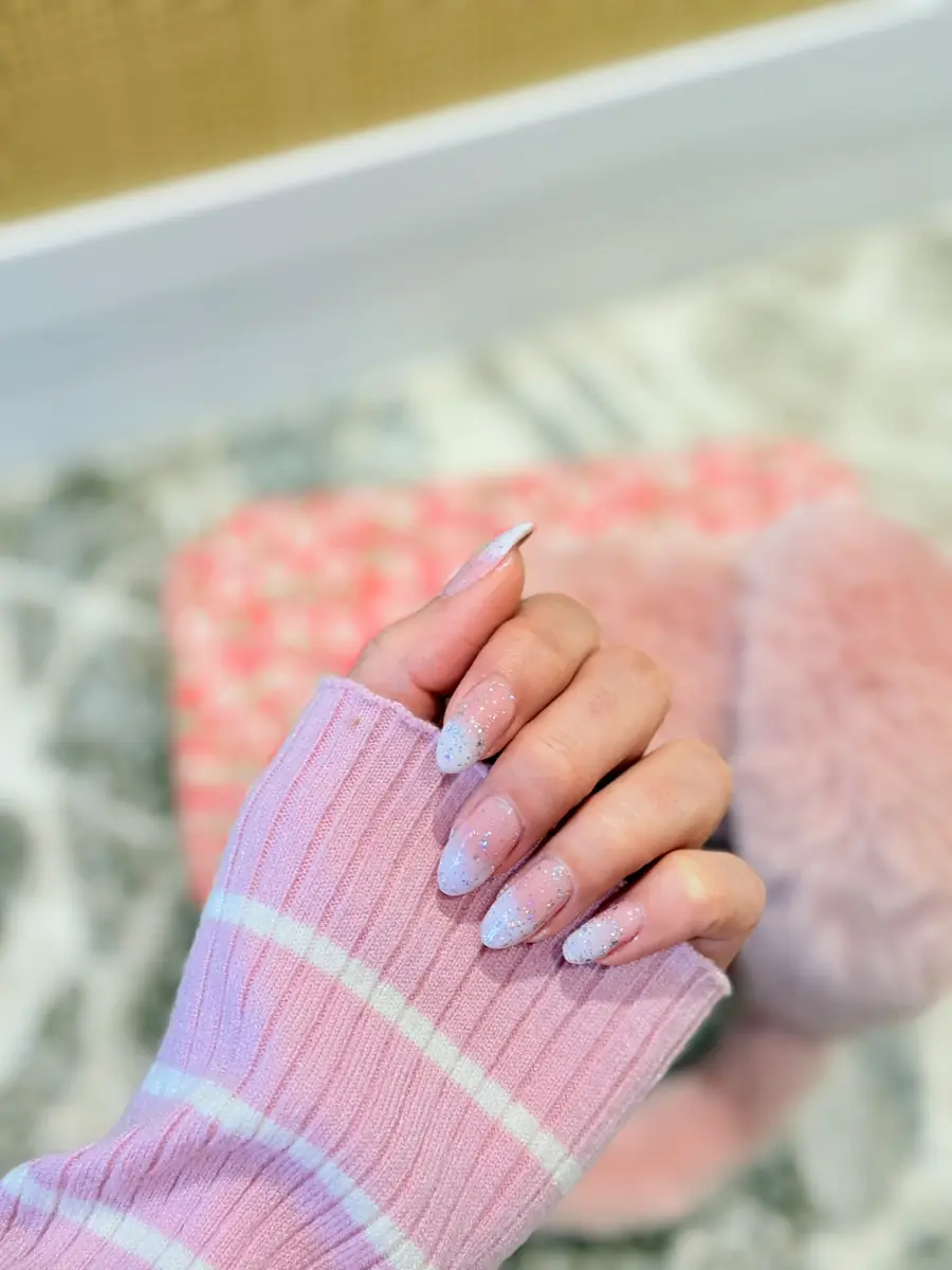 Pink glitter manicure serving Richmond Hill